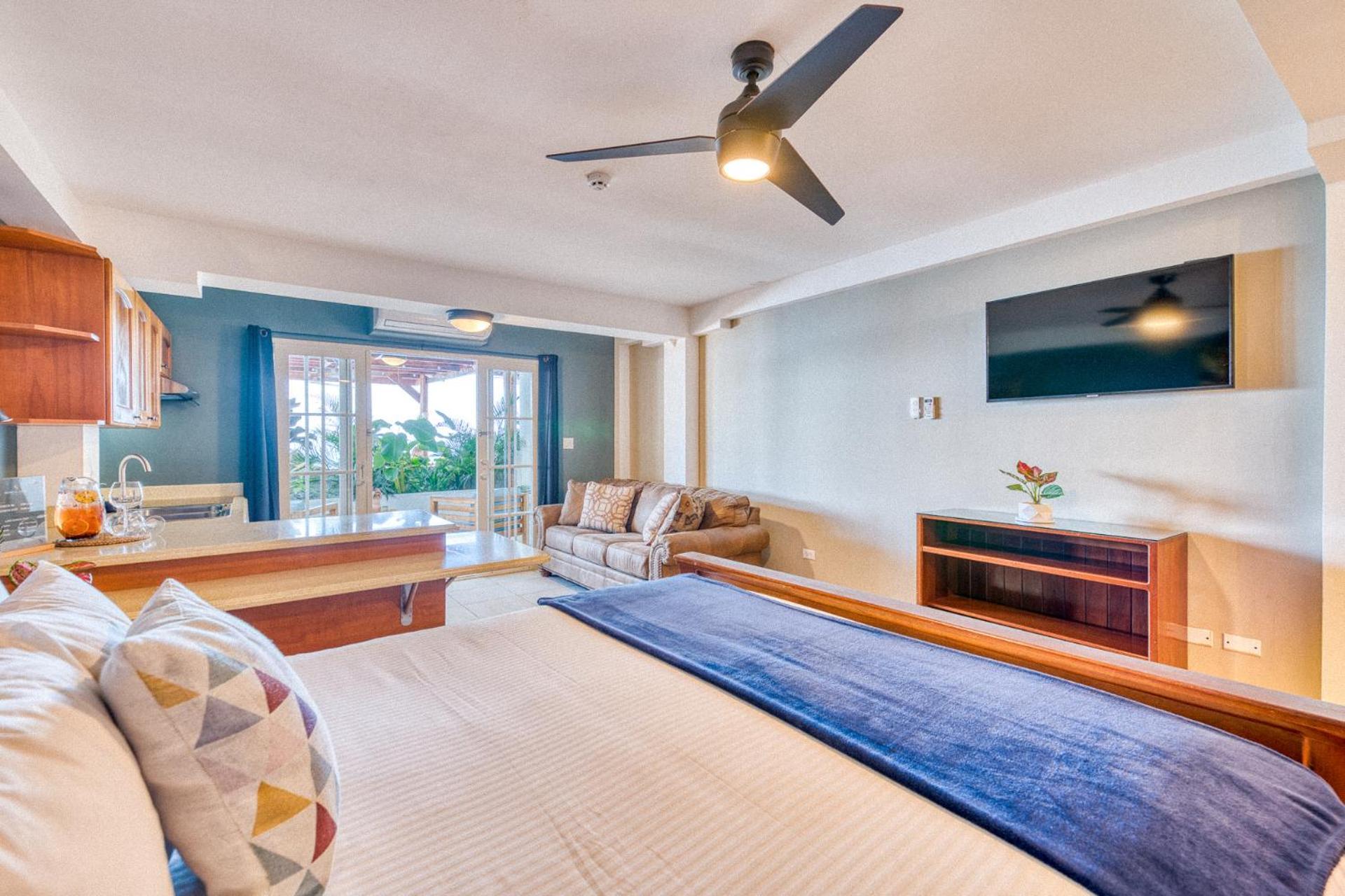 Tropical Hotel 4*